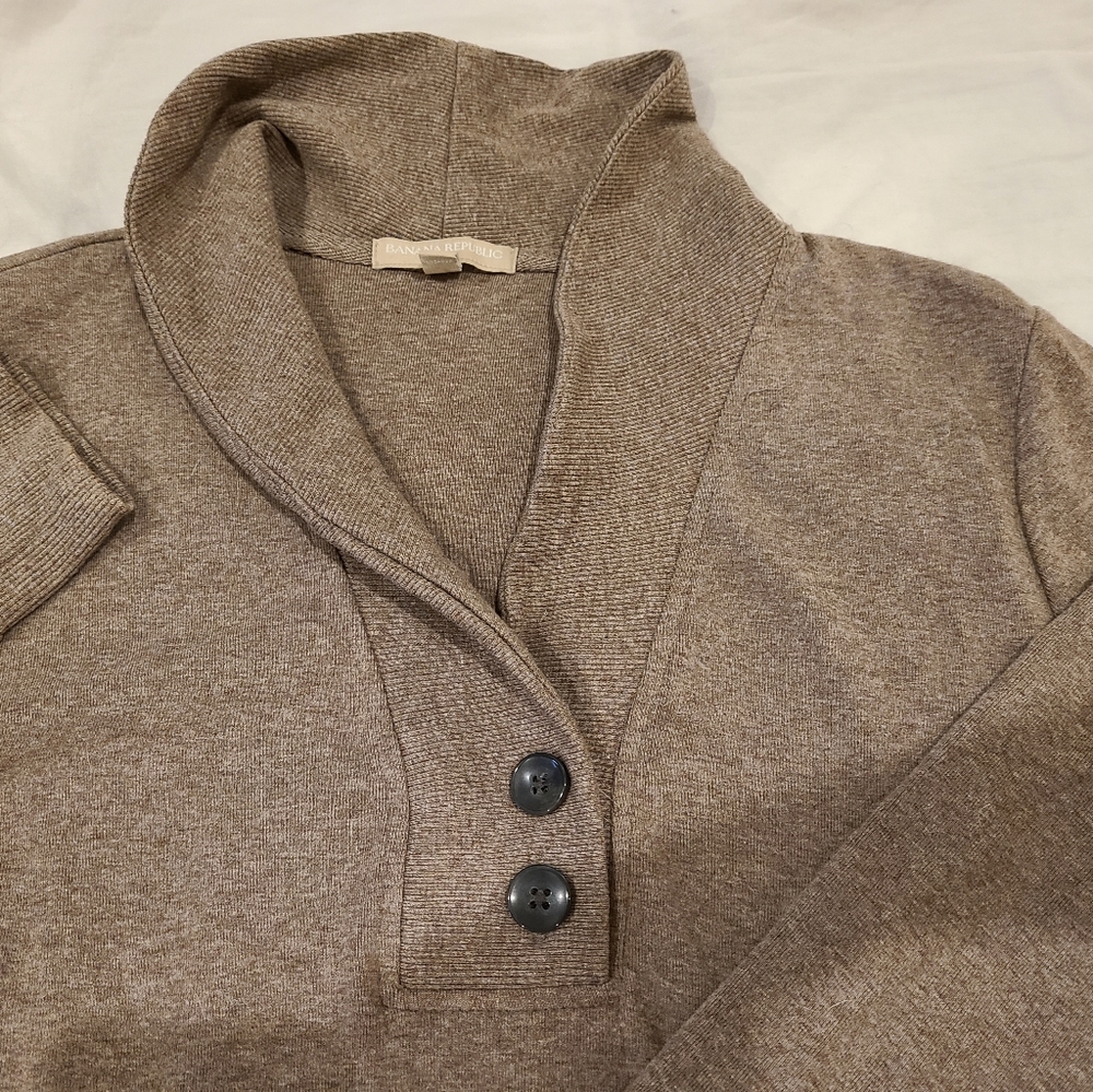 Banana republic sweater